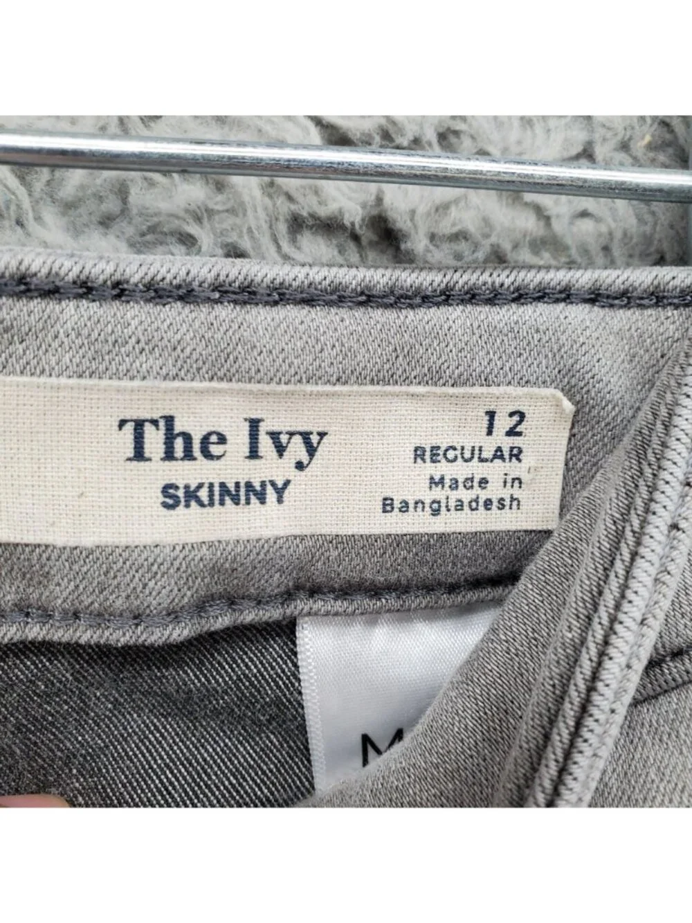 The Ivy Jeans Womens 12 Gray Skinny Cotton Blend Regular Fit Classic Style
